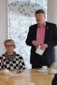Tuomo Maavirta kysyi Alexilta pienten yritysten pärjäämisestä yhä kasvavilla sote-alueilla.